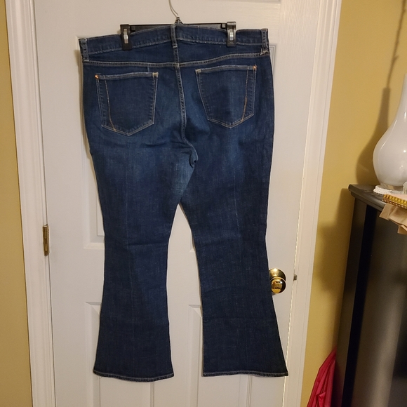 Old Navy The Flirt size 18 Boot Cut Mid Rise Dark Rinse - Picture 2 of 8